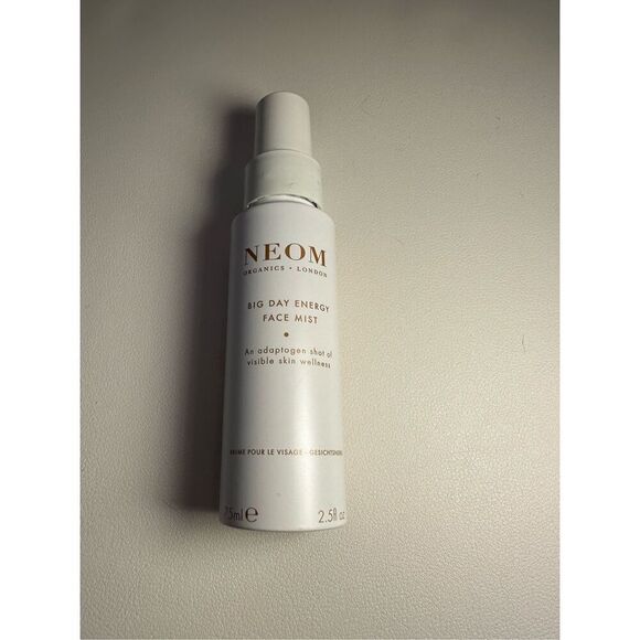 NEOM Big Day Energy Face Mist In White 75ml - Picture 1 of 5